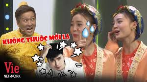 Trên trang cá nhân, cô đăng tải hình ảnh con gái lật trong khi bố còn ngủ say: Nhá»¯ng Láº§n Giáº£ Gai Ma Che Quá»· Há»n Cá»§a Thanh Láº§y Máº¡c VÄƒn Khoa Khiáº¿n Ai CÅ©ng Báº­t CÆ°á»i Youtube