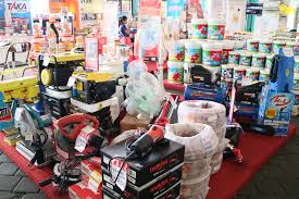 Sebelum anda memutuskan untuk merenovasi rumah, mengetahui harga borongan pekerja bangunan permeter semua pekerjaan tukang dan mandor diperlukan bagi anda yang sedang membutuhkan tenaga tukang untuk membangun sebuah rumah. Tips Belanja Bahan Bangunan Murah Di Bj Home Jogja Blog Qhomemart