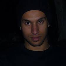 Listen to احاور الله الياس كرم by HamedElgendy in الياس كرم playlist online  for free