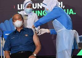 Muhyiddin will join leaders like indonesia's joko. Pm Muhyiddin Gets Premier Jab As Malaysia S Covid 19 Immunisation Programme Rolls Out