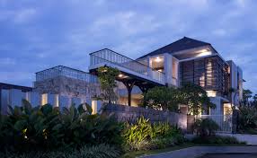 Desain dan denah rumah minimalis type 100 mencerminkan sebuah bangunan kokoh seluas 100 meter persegi dan dapat dibangun dengan 2 lantai. 50 Contoh Rumah Mewah Minimalis 2 Dan 1 Lantai Yang Artistik