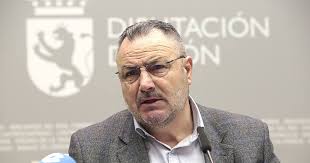 Eduardo Morán: «Podemos correr el riesgo de que Internet llegue antes a los  pueblos que los coches»