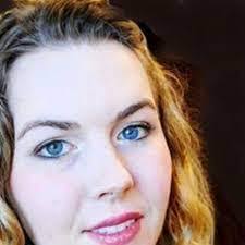 Celia Wall's Instagram, Twitter & Facebook