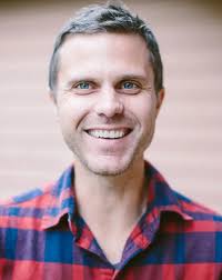 Casey Bates's Instagram, Twitter & Facebook