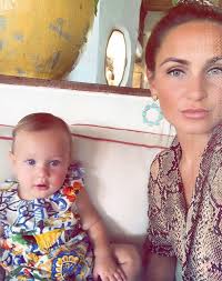Sam Faiers, Paul Knightley and children