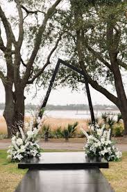 Black And White Wedding Arch Decorations 36 Simple Beautiful Black And White Wedding Ideas Wedding Arches Outdoors White Wedding Flowers Wedding Ceremony Decorations
