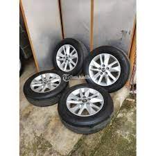 Meskipun harga ban mobil bridgestone r17 relatif cukup mahal, akan tetapi sebanding dengan kualitas yang dimiliki oleh ban yang satu ini. Velg Innova Reborn R16 Original Toyota Kondisi Bagus Ban Bridgestone Ecopia Masih Tebal Di Palembang Tribunjualbeli Com