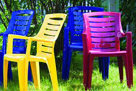 20 Amazing Diy Garden Furniture Ideas Plastic Patio Furniture Plastic Outdoor Furniture Painting Plastic Chairs