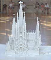 A pesar de estos alarmantes datos, solo una de cada dos. Sagrada Familia Wikipedia