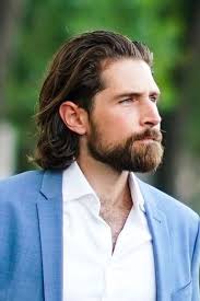 #4 coupes de cheveux et coiffures pour hommes aux cheveux bouclés. Coupe Cheveux Homme Mi Long Degrade