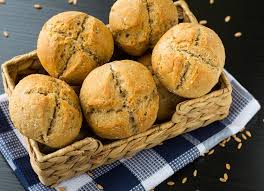 Dinkel Kefir Brotchen Mit Toller Kruste Dinkel Beeren Rezept Rezepte Brot Backen Rezept Schnell Lebensmittel Essen