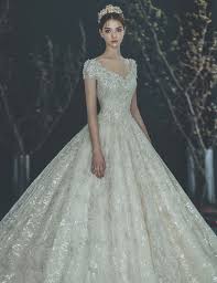 Take the quick wedding quiz from the knot to find the perfect wedding dress, pantsuit or jumpsuit for you! 20 Modest Wedding Dresses For The Fashion Loving Modern Bride Praise Wedding