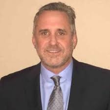 Shaun Roos's Instagram, Twitter & Facebook