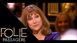 Elancée, elle possède une belle chevelure entre blond et roux. Florence Pernel La Brocante L Auberge Espagnole Et Le Tour Du Monde Folie Passagere 10 02 2016 Youtube