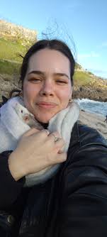 Hello, for the first time I have a rat as a pet. Her name is Momo, which  means peach in Japanese, thanks to her perfect little nose that reminds me  of a