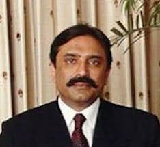 Asif Zardari. Asif Ali Zardari, widely known as &#39;Mr 10 Per Cent&#39;, was the husband of former Pakistan People&#39;s Party (PPP) Prime Minister Benazir Bhutto. - asif-zardari-image2