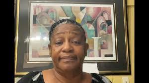 Loretta Holman's Instagram, Twitter & Facebook