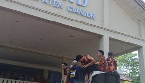 38+ little known truths on ppkm: Mantap Gaji Pegawai Rsud Pagelaran Naik 100 Persen Cianjur Ekspres
