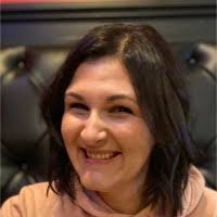 Lisa Zubek's Instagram, Twitter & Facebook