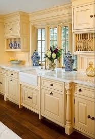 40 Stunning French Country Kitchen Cabinets Cream Http Margaretdecor French Country Kitchen Cabinets French Country Decorating Kitchen Country Kitchen Decor
