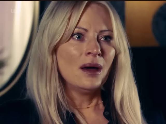 Coronation Street fans 'solve' reason for Lisa Swain's shock and Betsy's  'accident' isn't it - Manchester Evening News