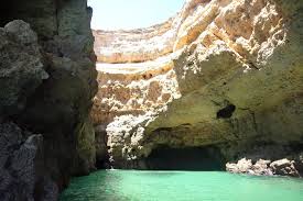 It has an area of 4,997 km2 with 451,006 permanent inhabitants, and. Navegacion Crucero Por La Costa Del Algarve Con Barbacoa En La Playa Albufeira 2021 Viator