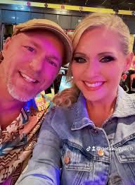 It's gonna be a good day”... As for Mom and Dad... You pick your battles...  We had an early treatment time today (which Todd and I love, bc we can get  the