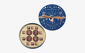 #eidmubarak #eid2021 #staysafe #familyfirst #quality #chocolate #spreadlove #happiness #madeinlebanon #pralino #proudlylebanese #appreciation #icecream #petitfours #gifts #handmade. Moonchocolate Gift Box La Maison Du Chocolat 600x600 Png Download Pngkit