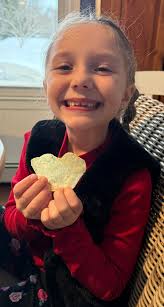 Finding a heart-shaped potato chip with a 6-year-old