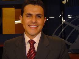 Freddy Serrano vuelve al país para asumir dirección de noticiero del 9