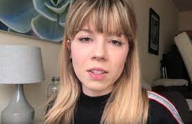 One of jennette's favorite movies is back to the future , and she has watched it about 100 times. Jennette Mccurdy Net Worth Age Height Family Wiki Partner 2021