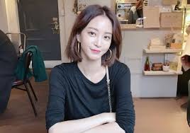 한예슬에게 무슨 일?...전 소속사 대표 '공개 저격'했다가 삭제 - 헤럴드경제