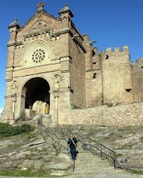 El colegio san francisco javier da la bienvenida en el inicio del nuevo año escolar 2018, especialmente a los niños y jóvenes, a quienes recibimos con el cariño y alegría de siempre. Basilica De San Francisco Javier Navarra Picture Of Castillo De Xavier Javier Tripadvisor