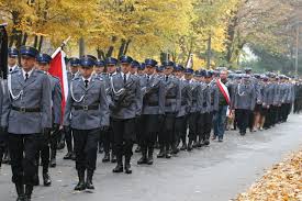 Był lokalnym dziennikarzem, chciał pracować w policji. Pogrzeb Asp Tomasza Skowronka Lublin Pozegnal Zmarlego Tragicznie Policjanta Zdjecia Wideo Kurier Lubelski