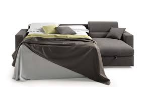 Clark loft è un divano letto con braccioli stretti decorati con cuciture verticali. Divano Letto Con Penisola Contenitore Outletarreda
