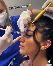 Meet Dr. Jill Hessler! 👩🏼‍⚕️ Dr. Hessler is a double board certified  plastic surgeon specializing in face and neck cosmetic surgery.  Nationally...