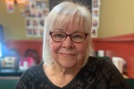 Kathy Bretz's Instagram, Twitter & Facebook