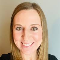 Sara Koop's Instagram, Twitter & Facebook