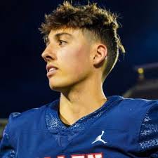 Ethan Bowman (@EthanBowman2025)