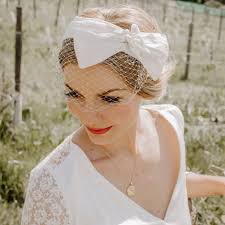 Gold Bow Veil