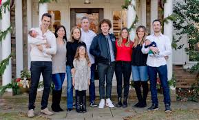 Congresswoman Madeleine Dean On Twitter Merry Christmas Eve And Happy Holidays From My Family To Yours The Dean Cunnane Family Is Sending Love And Happiness To All This Wonderful Evening Https T Co Udlkihrrg2