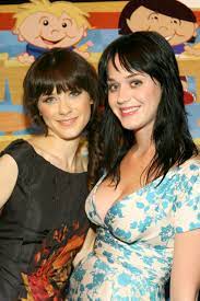 Zooey deschanel and katy perry have long been a pop culture joke with their uncanny resemblance to one another, and they proved it in katy's latest video. Katy Perry Used To Pretend To Be Zooey Deschanel To Get Into Clubs Vanity Fair