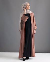 Trending and famous dubai abaya sleeves design 2020|most demanding dubai abaya designs latest styles of all new. New Style Of Abaya Designs 2018 Crayon Abaya Designs Abaya Fashion Hijab Fashion