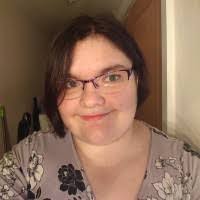 Kelly Wix's Instagram, Twitter & Facebook