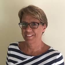 When are main shows posted for each night