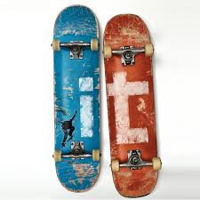 This time on rad rat video, we talk about skate 2 on the ps3. Skate 3