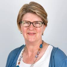 Jennifer Aikman's Instagram, Twitter & Facebook