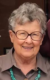 Rosalie Mcguire's Instagram, Twitter & Facebook