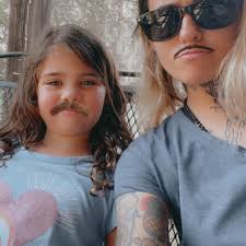 Being a big sister has been the biggest blessing God has given me. These  kiddos are all so different but they each have a big heart. Love you all.  #happynationalsiblingsday