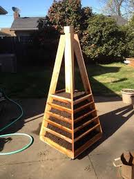 Strawberry Tower In 2020 Strawberry Tower Raised Garden Beds Diy Vertical Garden Diy
